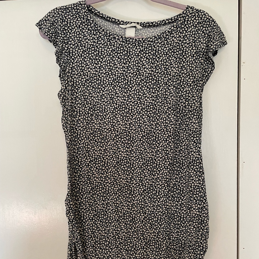 H&M maternity top - L